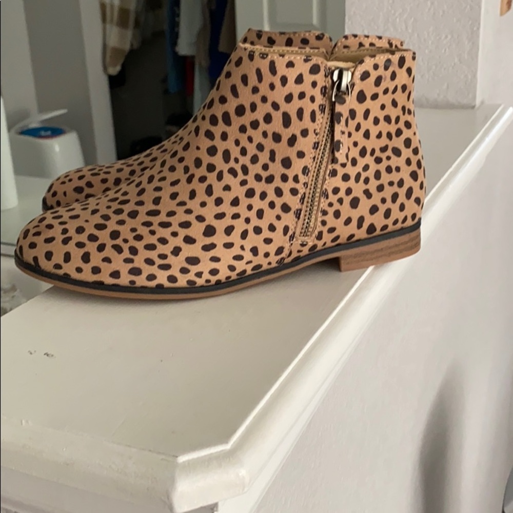Kids booties